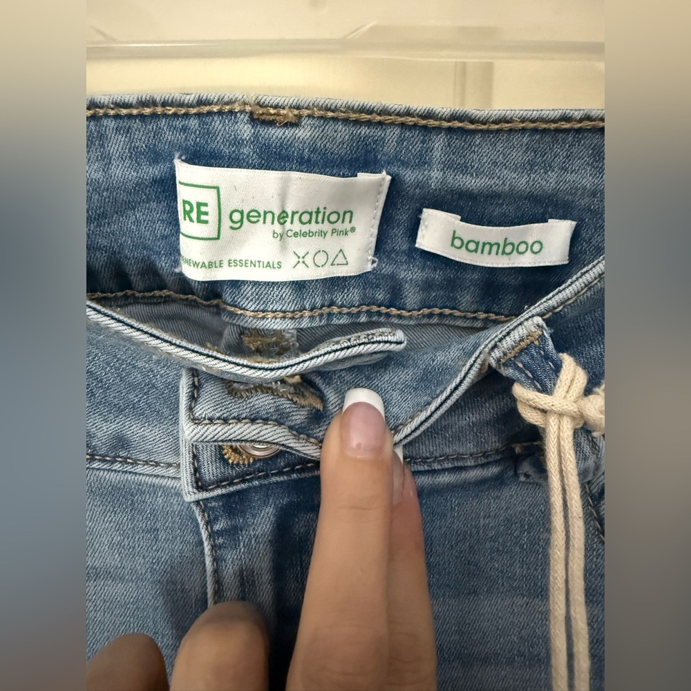 RE Generation by Celebrity Pink Bootcut Jeans - Picture 3 of 5